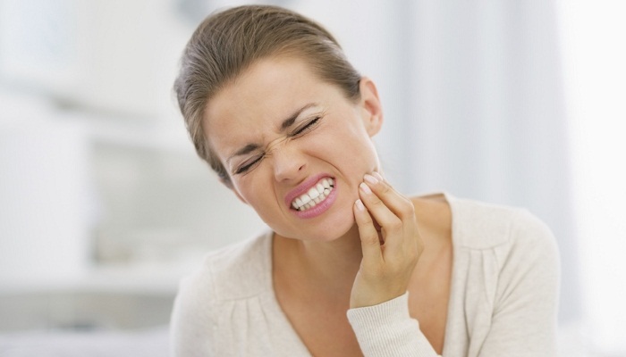 Боль после удаления нерва в зубе
